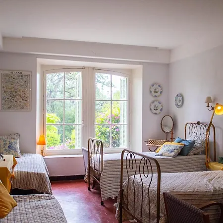 Les Logis De Valescure Apartment
